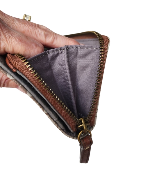 FOSSIL Brown and Cream Monogram Print Textured Wallet - Picture 9 of 16
